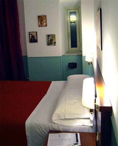 Frühstückspension Hold - Luxury 2*